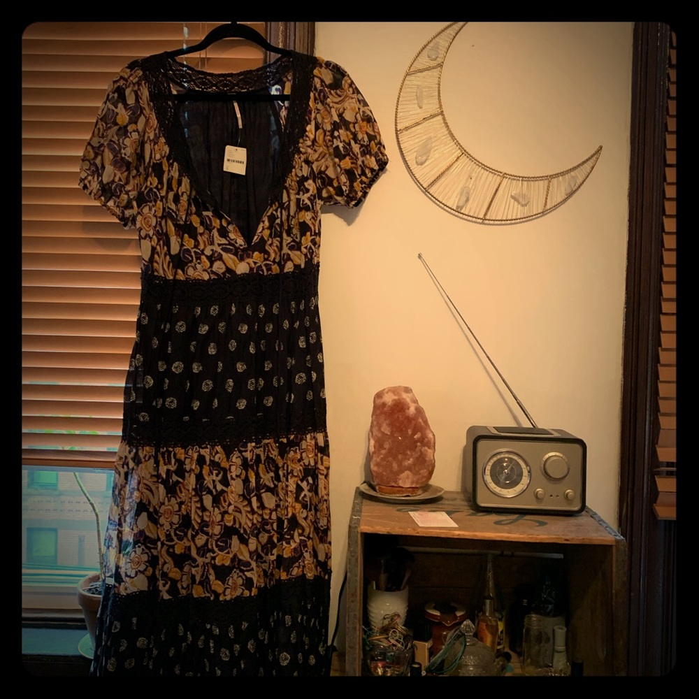NEW Free People’s Sun Chaser Midi Dress